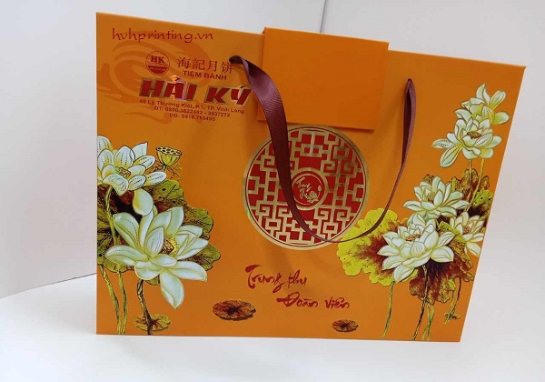 Hộp bánh trung thu đoàn viên đẹp lạ độc quyền của HVH 